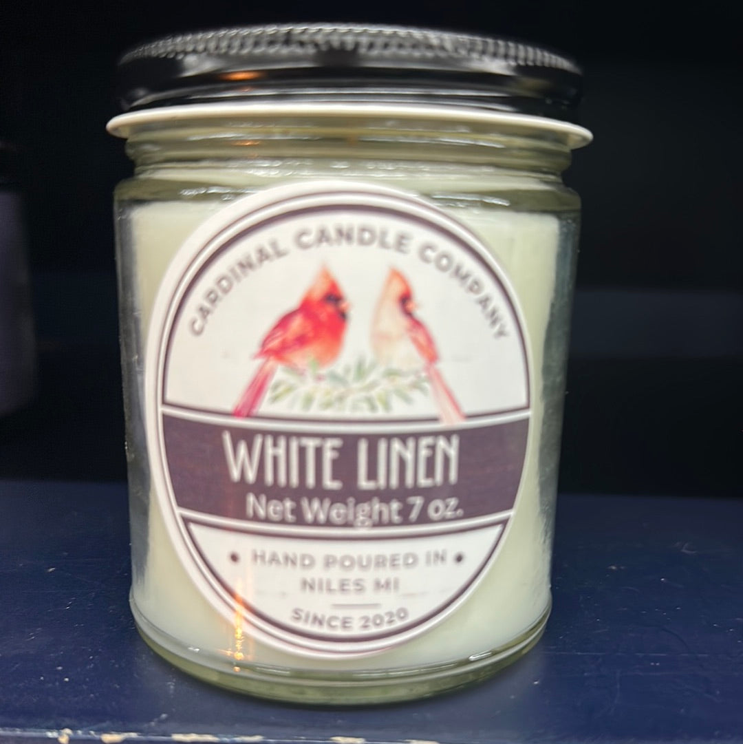 White Linen 7 oz candle